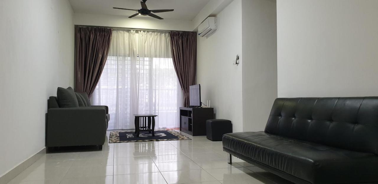 Bsp21 Family Homestay Jenjarum Exterior foto